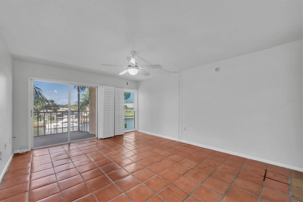 En Renta: $2,700 (3 camas, 2 baños, 1500 Pies cuadrados)