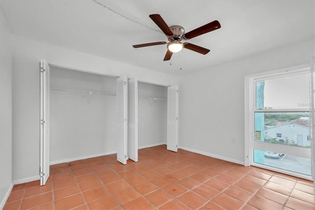 En Renta: $2,700 (3 camas, 2 baños, 1500 Pies cuadrados)