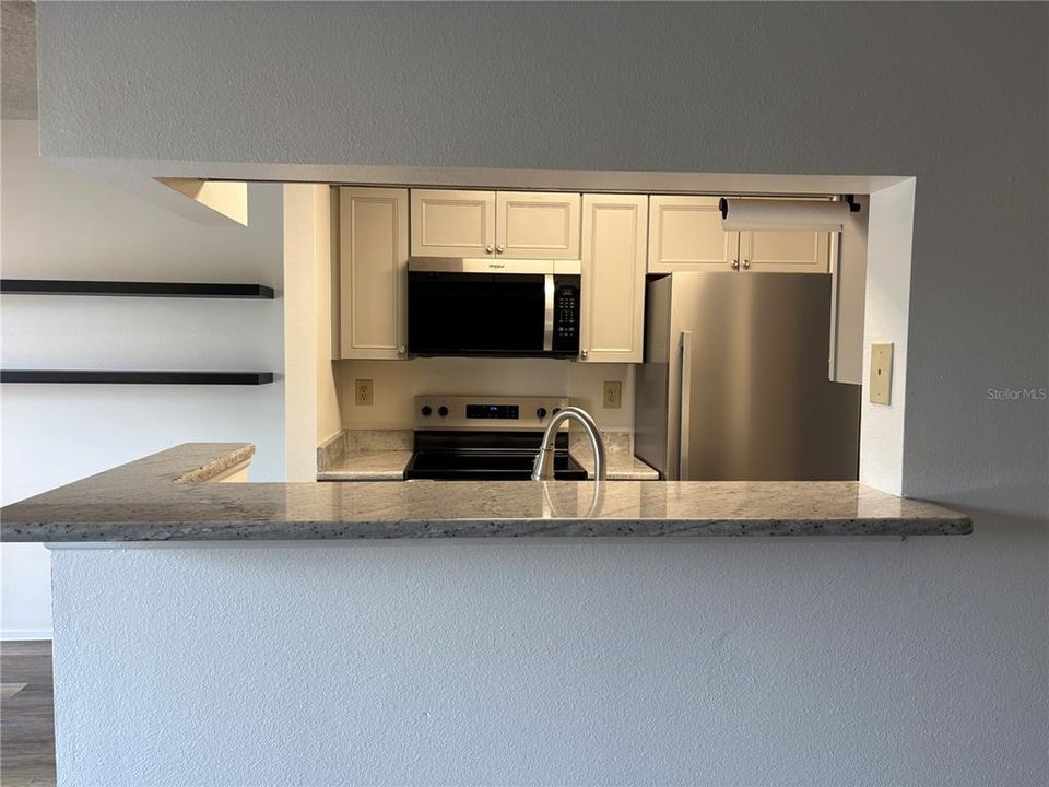 На продажу: $130,000 (1 спален, 1 ванн, 684 Квадратных фут)