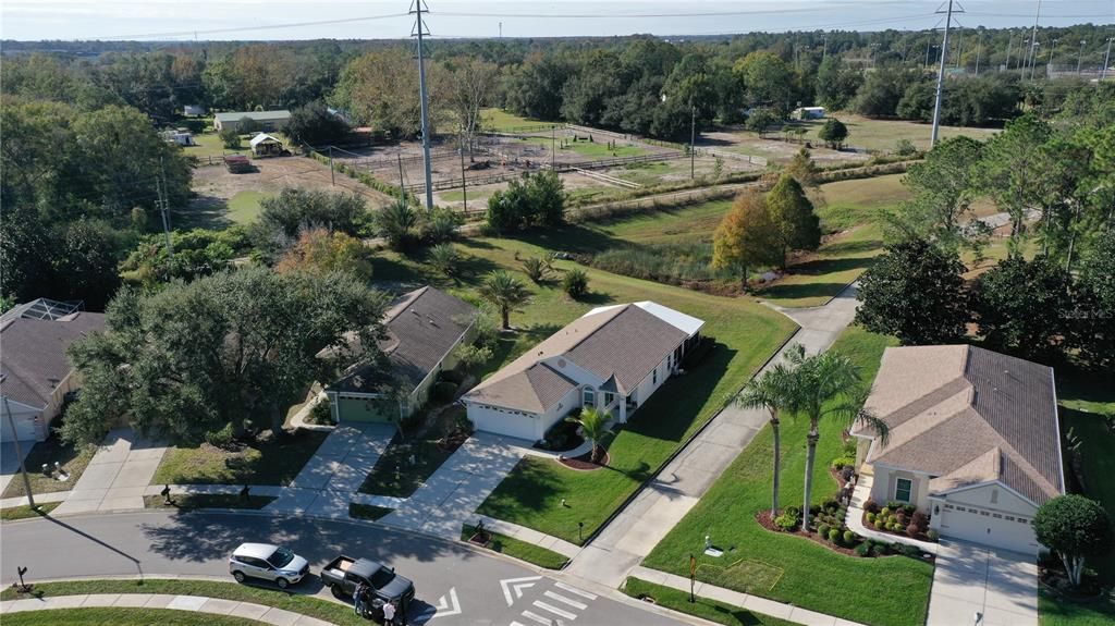 На продажу: $349,900 (2 спален, 2 ванн, 1260 Квадратных фут)