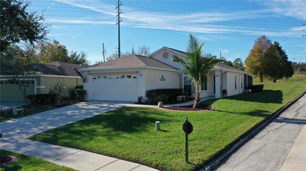 На продажу: $349,900 (2 спален, 2 ванн, 1260 Квадратных фут)