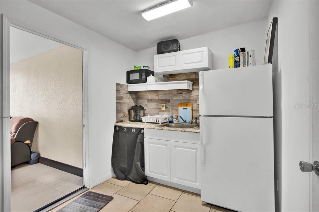 For Sale: $500,000 (5 beds, 5 baths, 1672 Square Feet)