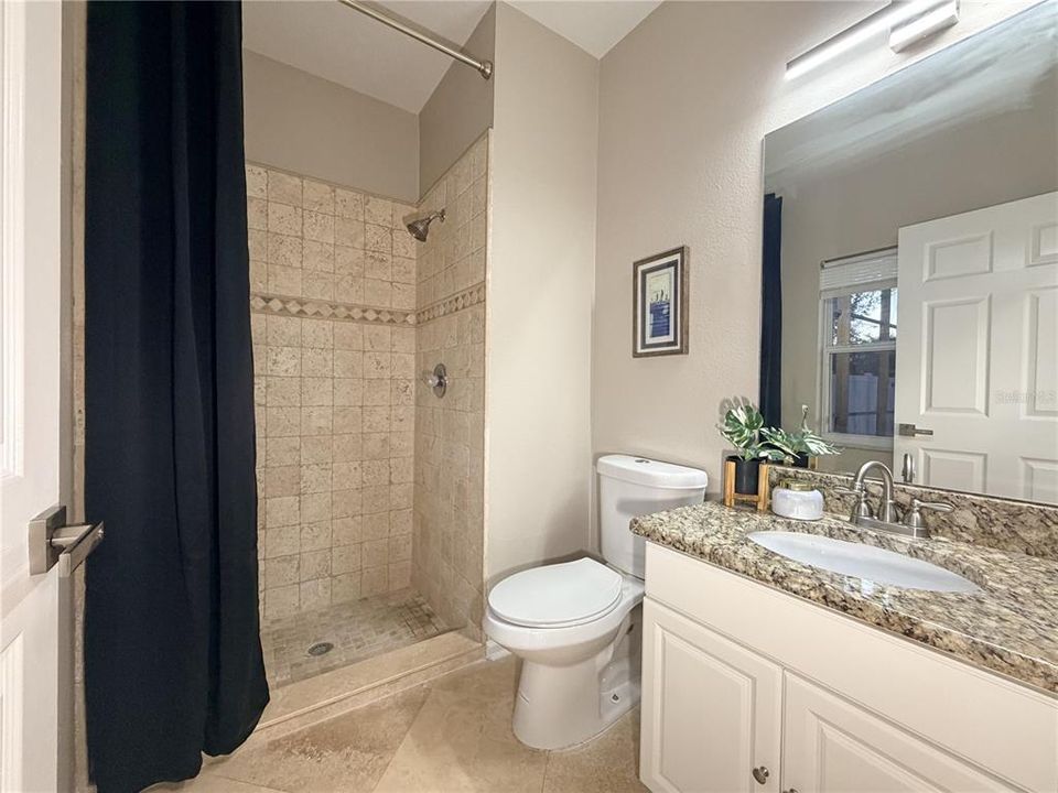 En Venta: $579,990 (5 camas, 3 baños, 2782 Pies cuadrados)