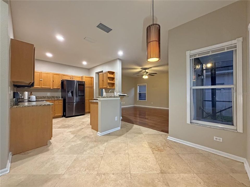 En Venta: $579,990 (5 camas, 3 baños, 2782 Pies cuadrados)