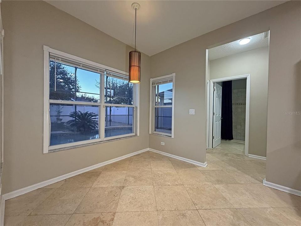 En Venta: $579,990 (5 camas, 3 baños, 2782 Pies cuadrados)