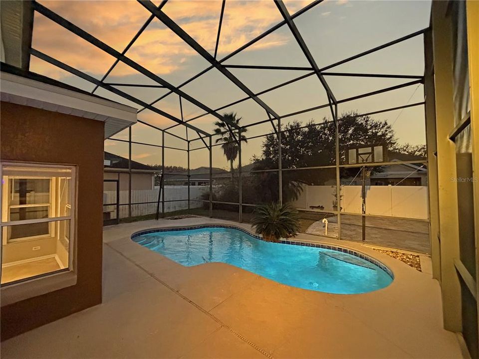 En Venta: $579,990 (5 camas, 3 baños, 2782 Pies cuadrados)