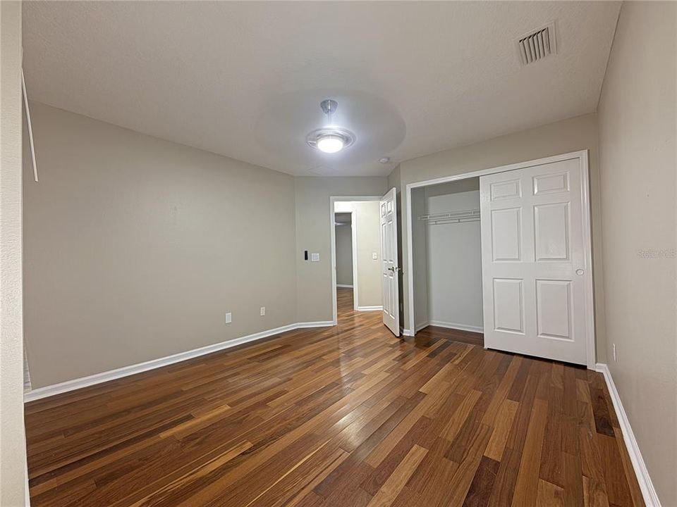 En Venta: $579,990 (5 camas, 3 baños, 2782 Pies cuadrados)