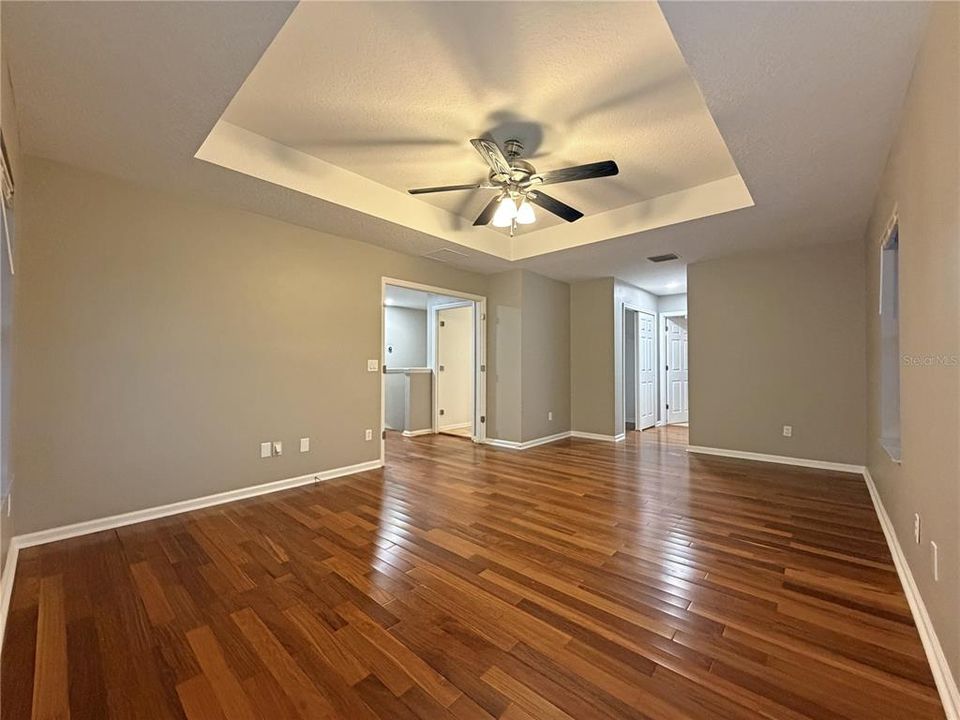 En Venta: $579,990 (5 camas, 3 baños, 2782 Pies cuadrados)