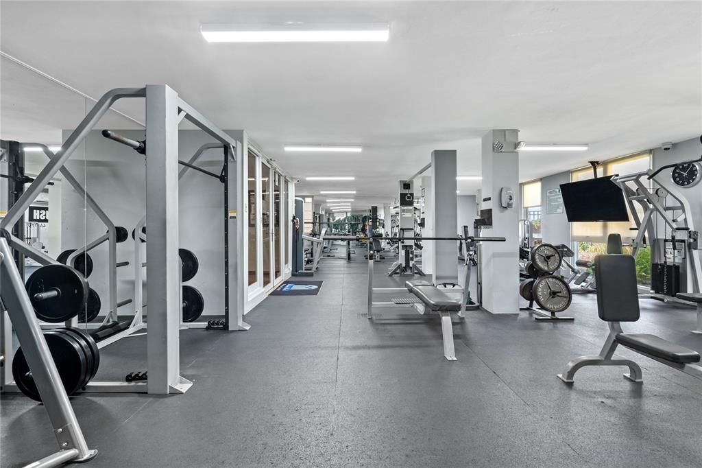 En Renta: $8,800 (5 camas, 4 baños, 3389 Pies cuadrados)