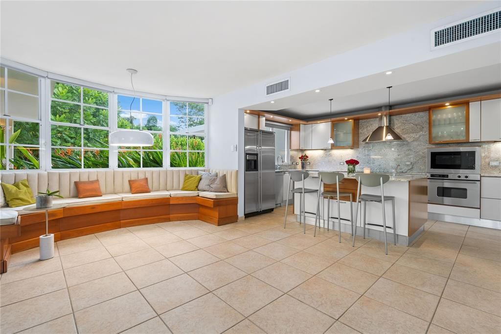 En Renta: $8,800 (5 camas, 4 baños, 3389 Pies cuadrados)