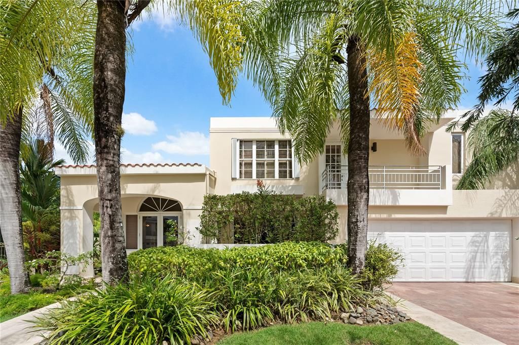 En Renta: $8,800 (5 camas, 4 baños, 3389 Pies cuadrados)