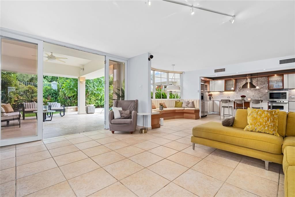 En Renta: $8,800 (5 camas, 4 baños, 3389 Pies cuadrados)