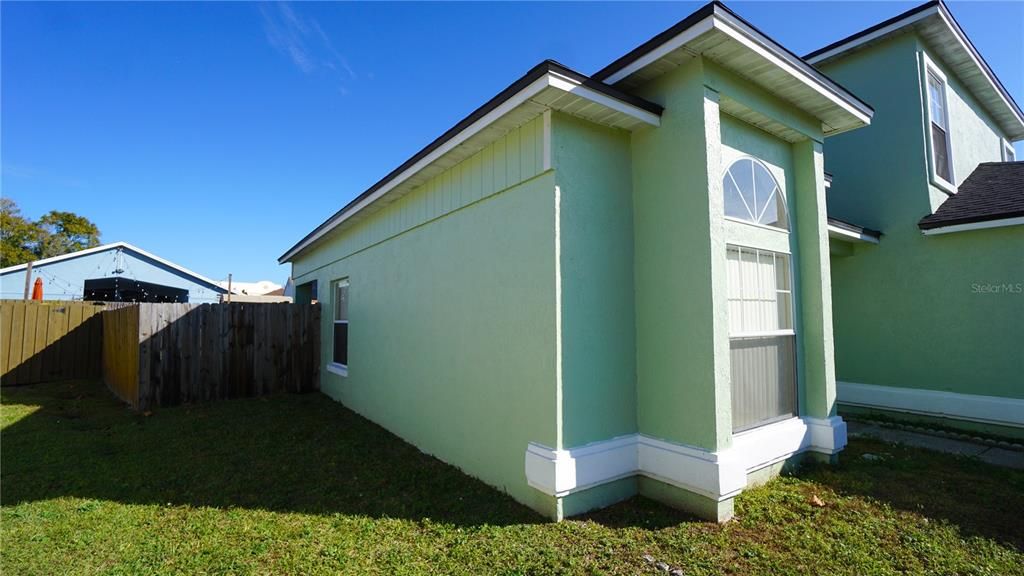 На продажу: $325,000 (3 спален, 2 ванн, 1789 Квадратных фут)