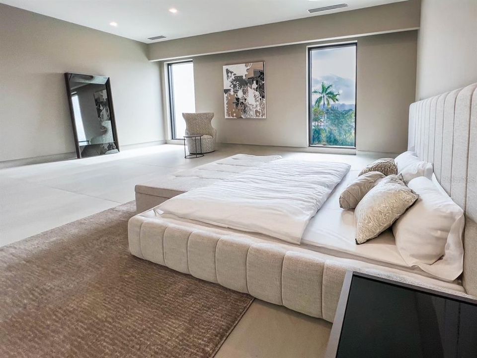 待售: $9,595,000 (5 贝兹, 5 浴室, 7700 平方英尺)