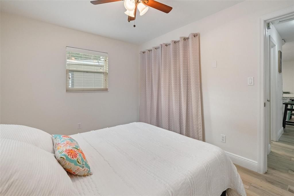 待售: $495,000 (3 贝兹, 2 浴室, 1338 平方英尺)