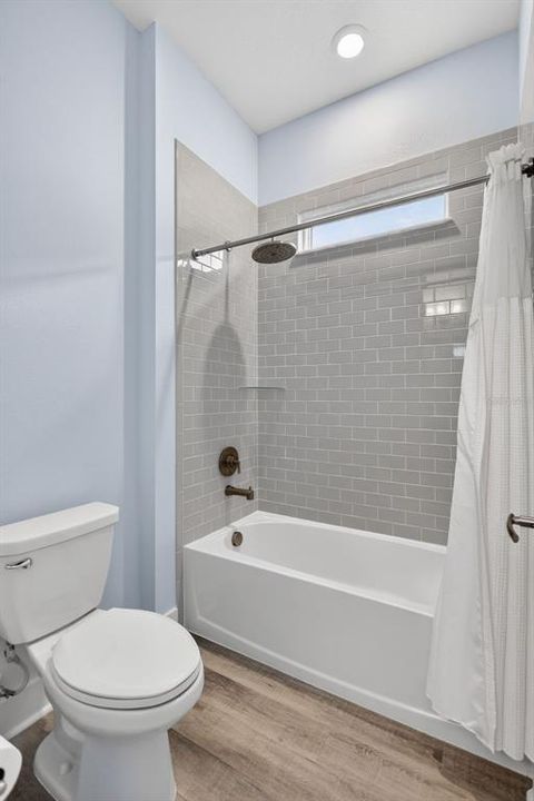 待售: $799,999 (3 贝兹, 2 浴室, 2230 平方英尺)