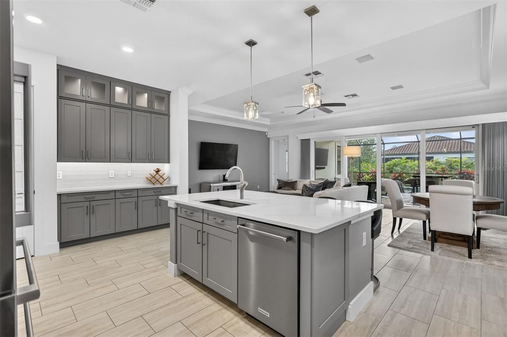 待售: $799,999 (3 贝兹, 2 浴室, 2230 平方英尺)