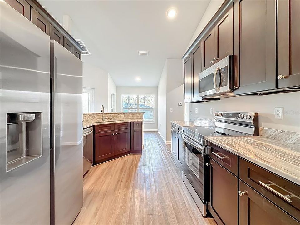 待售: $319,900 (3 贝兹, 2 浴室, 1459 平方英尺)