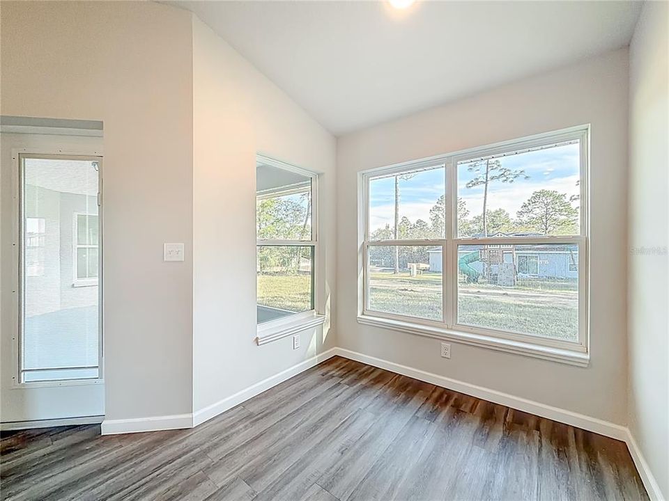 待售: $319,900 (3 贝兹, 2 浴室, 1459 平方英尺)