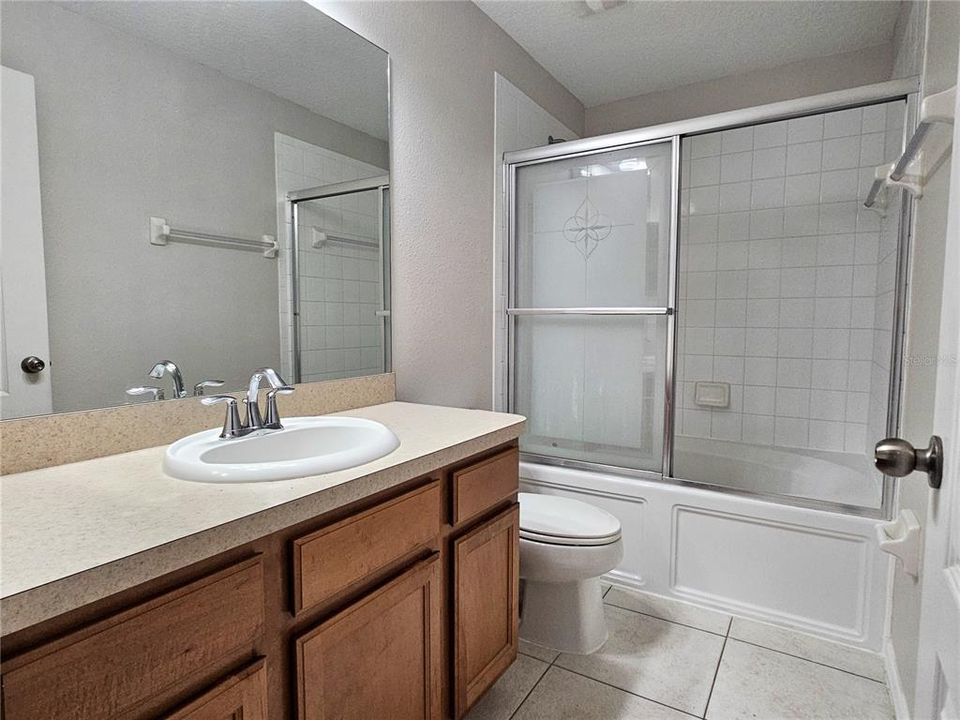 出租: $1,600 (2 贝兹, 2 浴室, 1496 平方英尺)