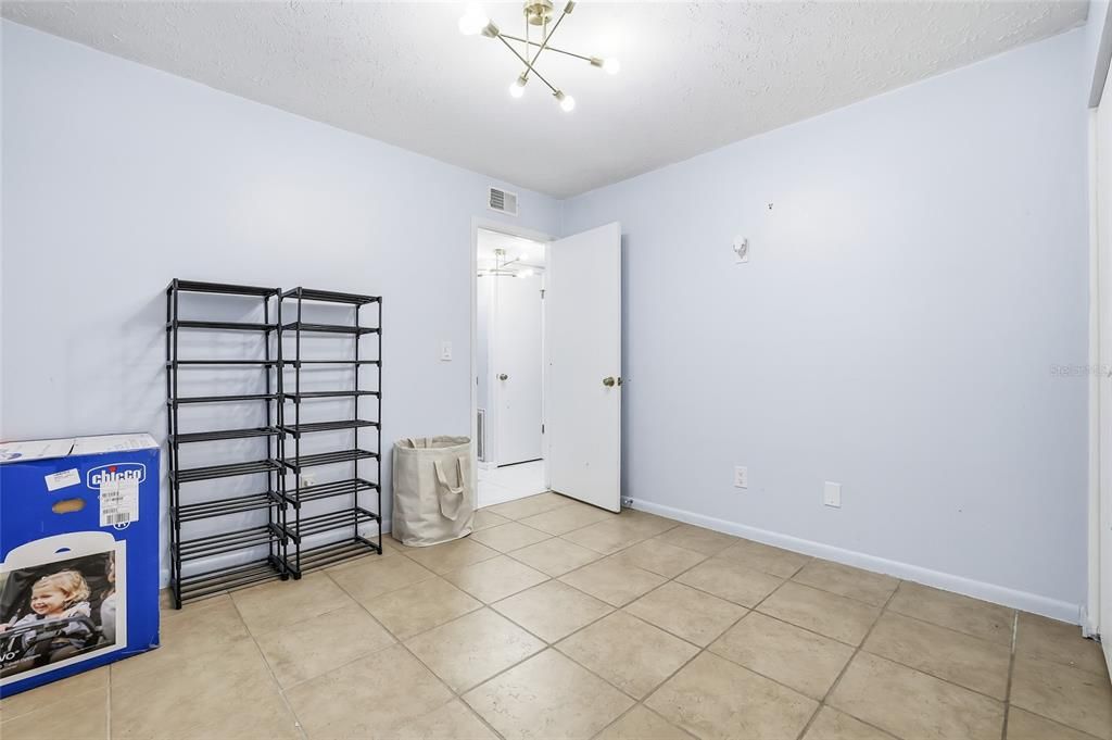 На продажу: $600,000 (4 спален, 2 ванн, 1484 Квадратных фут)