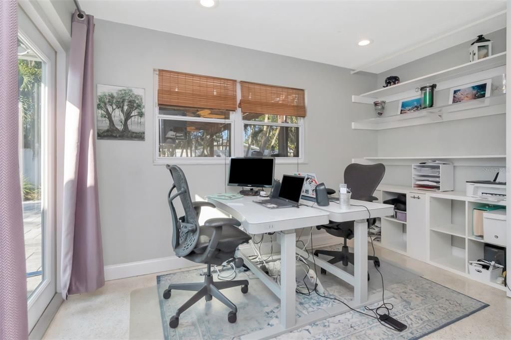 En Venta: $900,000 (4 camas, 2 baños, 2312 Pies cuadrados)