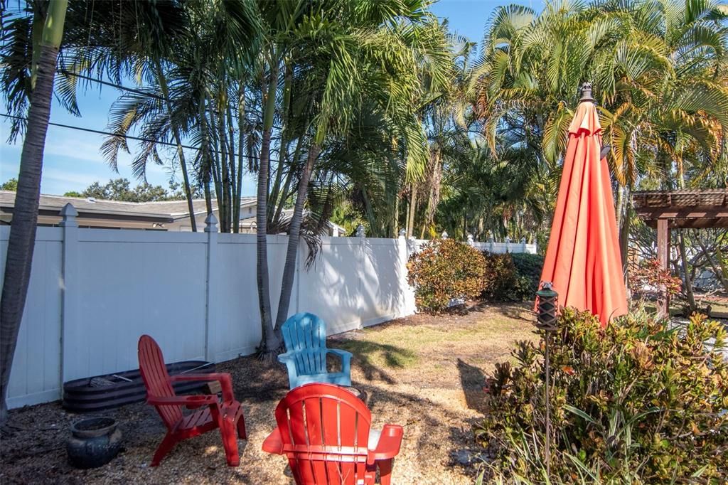 En Venta: $900,000 (4 camas, 2 baños, 2312 Pies cuadrados)