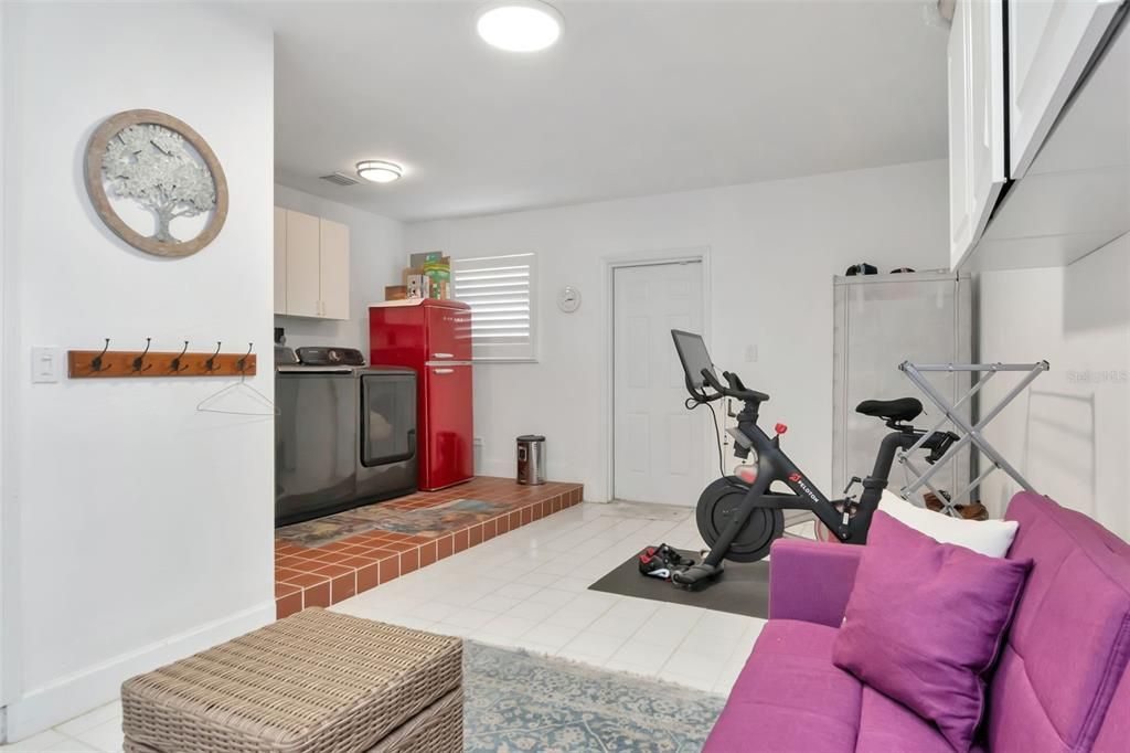 En Venta: $900,000 (4 camas, 2 baños, 2312 Pies cuadrados)