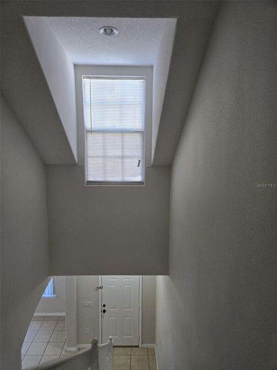 En Renta: $2,200 (3 camas, 2 baños, 1964 Pies cuadrados)