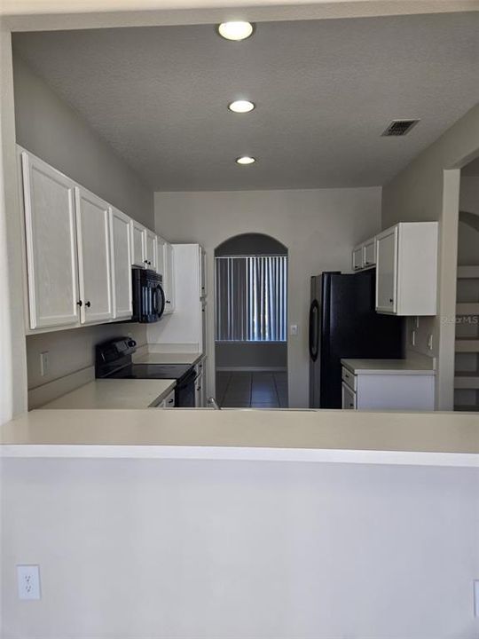 En Renta: $2,200 (3 camas, 2 baños, 1964 Pies cuadrados)