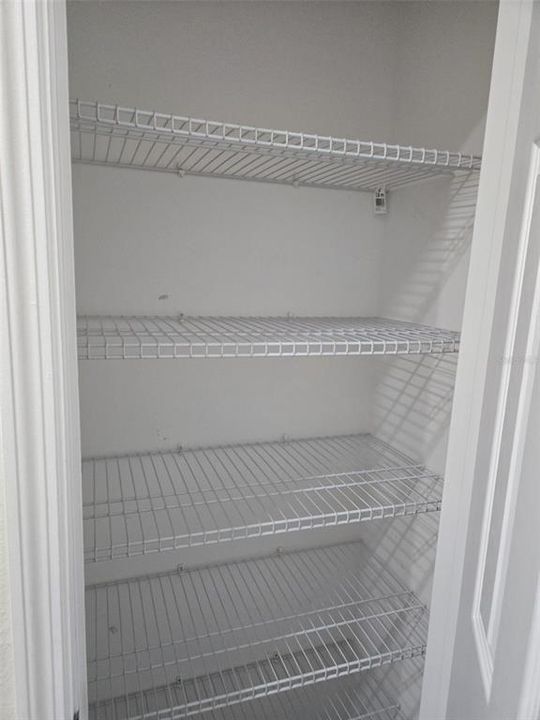 En Renta: $2,200 (3 camas, 2 baños, 1964 Pies cuadrados)