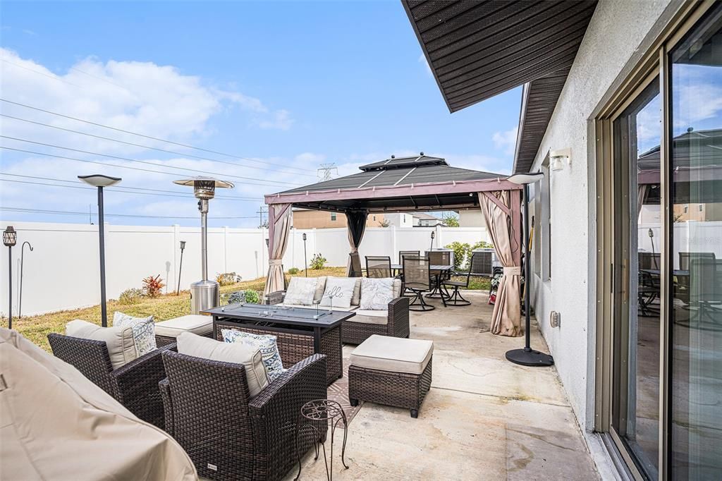 For Sale: $515,000 (6 beds, 3 baths, 3362 Square Feet)