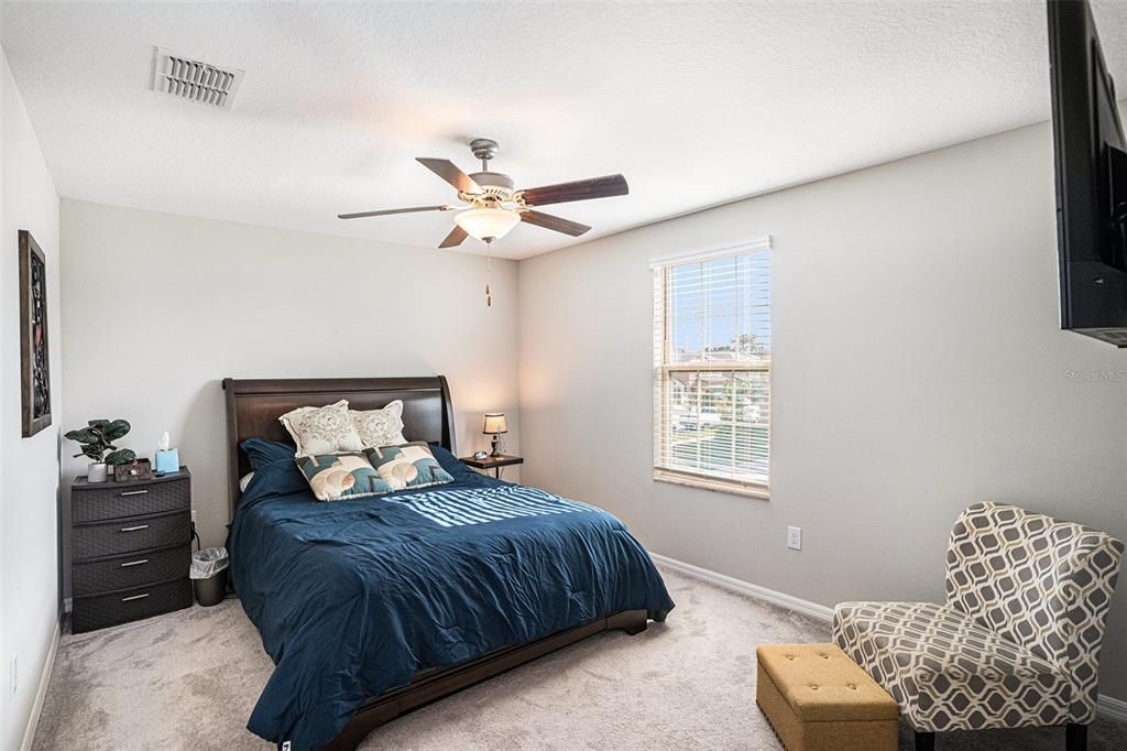 For Sale: $515,000 (6 beds, 3 baths, 3362 Square Feet)