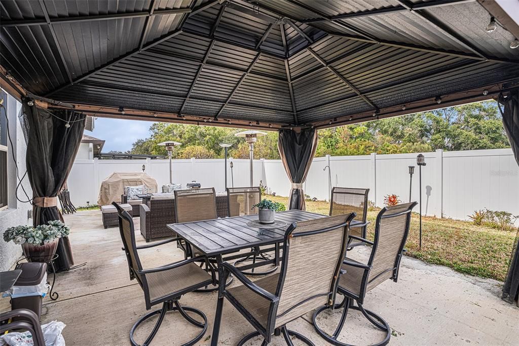 For Sale: $515,000 (6 beds, 3 baths, 3362 Square Feet)