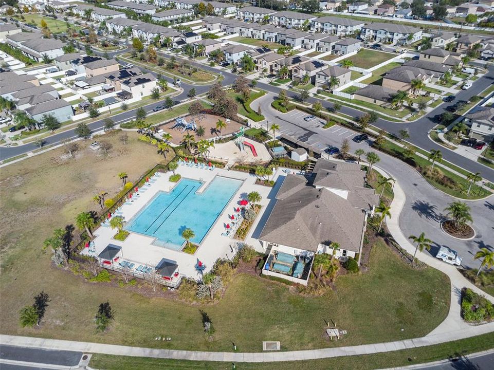 For Sale: $515,000 (6 beds, 3 baths, 3362 Square Feet)