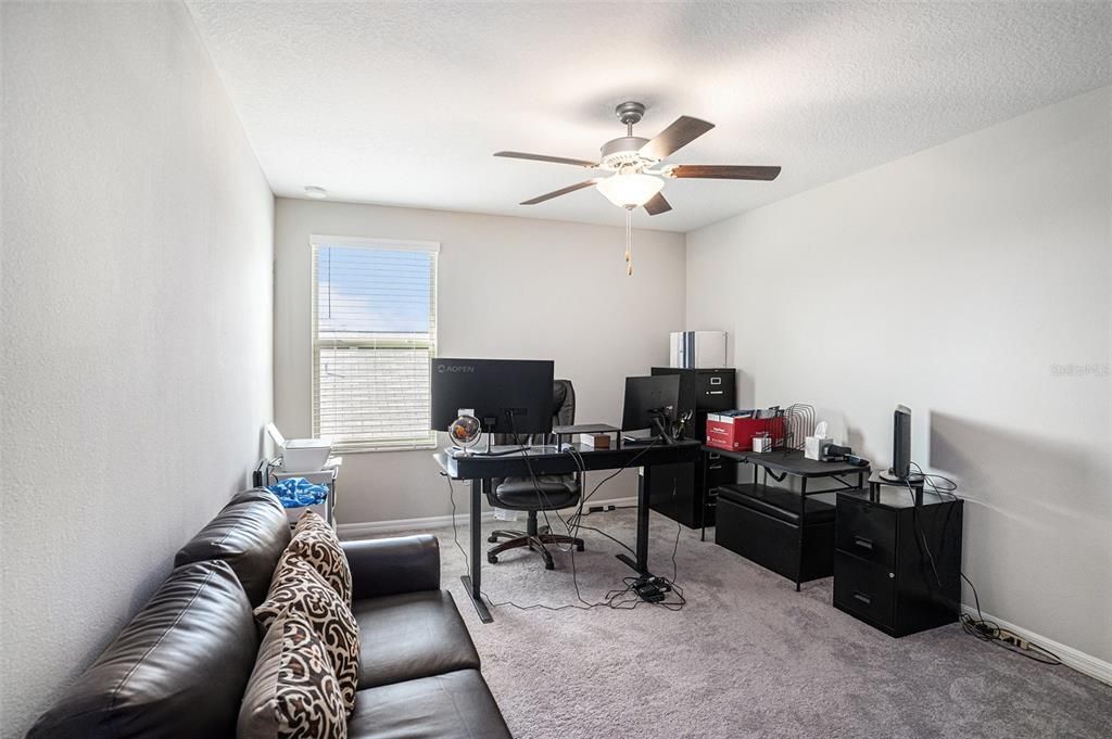 For Sale: $515,000 (6 beds, 3 baths, 3362 Square Feet)