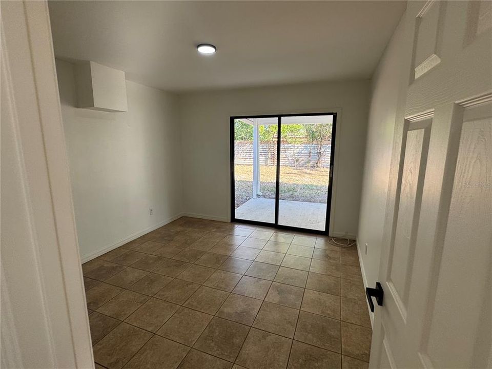 En Renta: $1,950 (3 camas, 2 baños, 1116 Pies cuadrados)