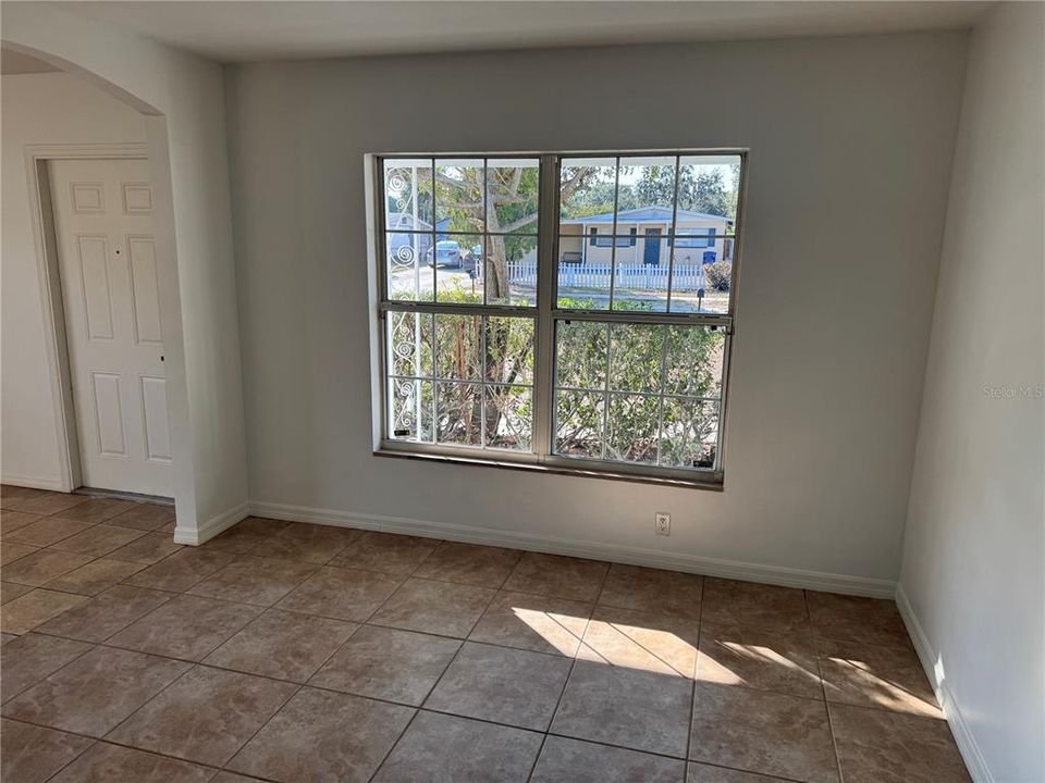 En Renta: $1,950 (3 camas, 2 baños, 1116 Pies cuadrados)