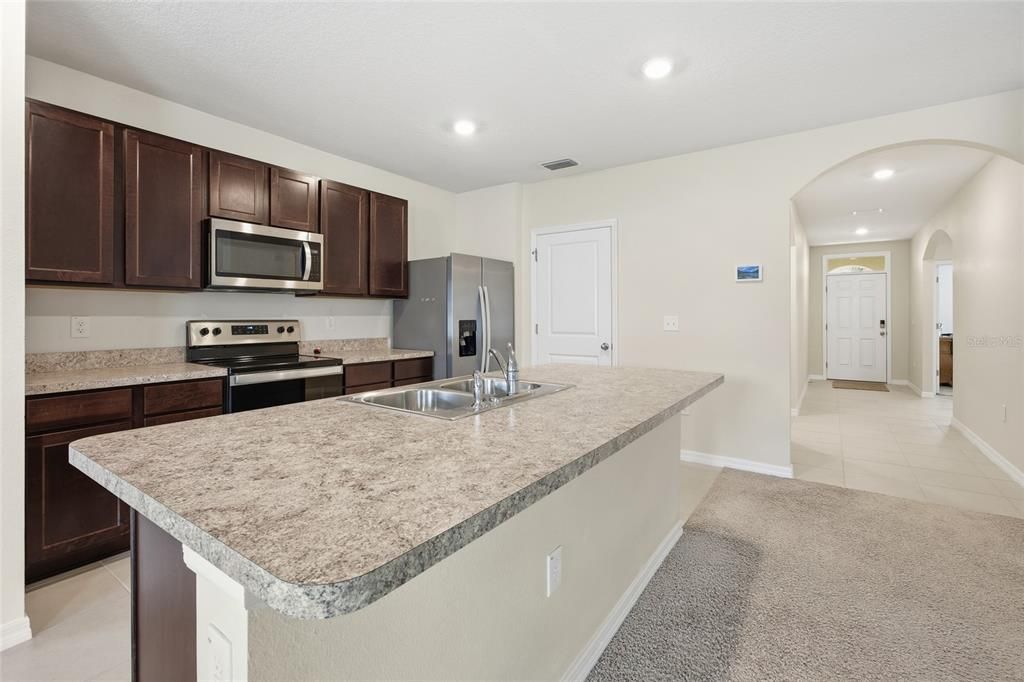 En Venta: $299,000 (3 camas, 2 baños, 1672 Pies cuadrados)