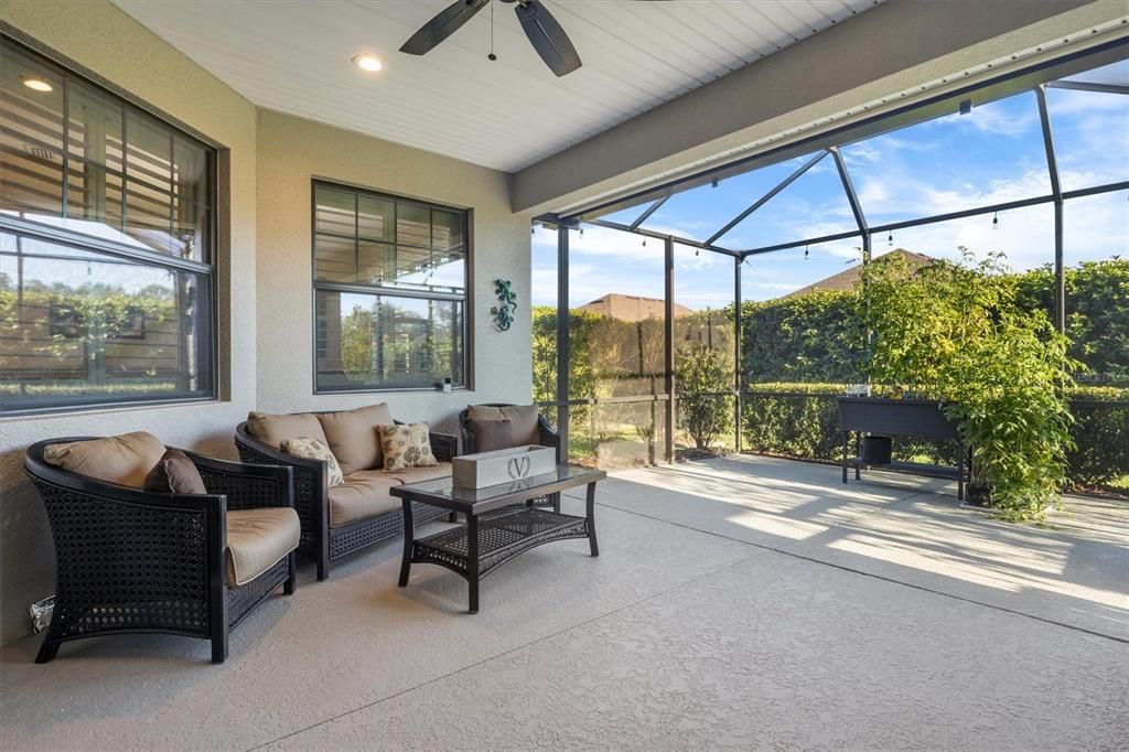 For Sale: $500,000 (3 beds, 2 baths, 2362 Square Feet)