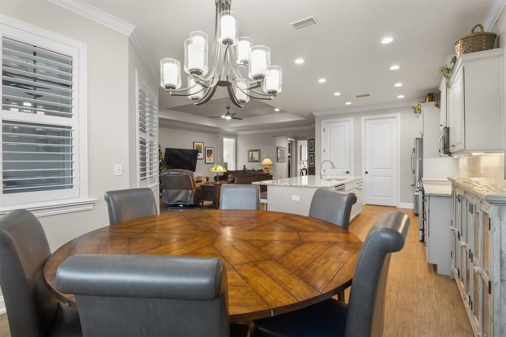 For Sale: $500,000 (3 beds, 2 baths, 2362 Square Feet)