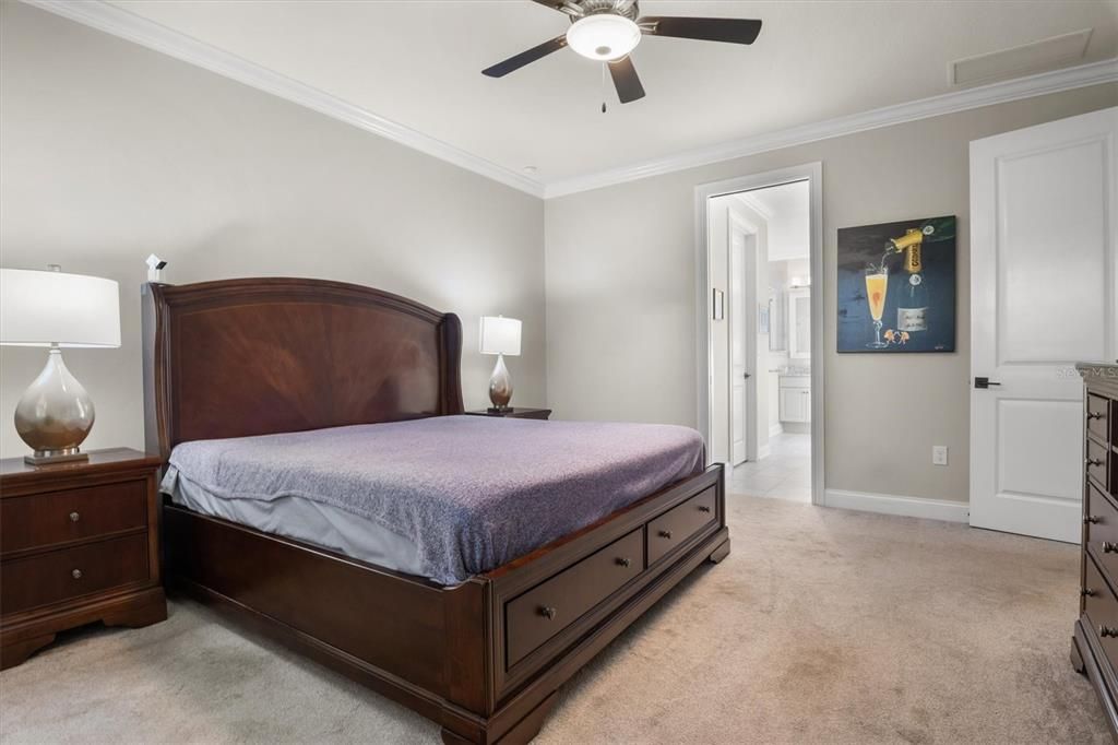 For Sale: $500,000 (3 beds, 2 baths, 2362 Square Feet)