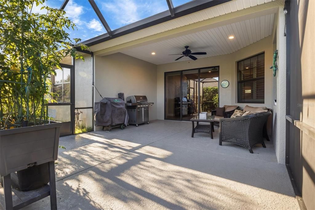 For Sale: $500,000 (3 beds, 2 baths, 2362 Square Feet)