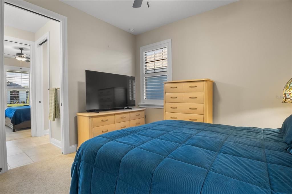 For Sale: $500,000 (3 beds, 2 baths, 2362 Square Feet)