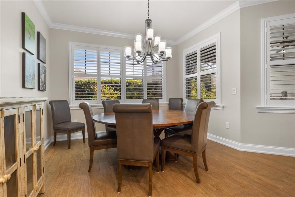 For Sale: $500,000 (3 beds, 2 baths, 2362 Square Feet)