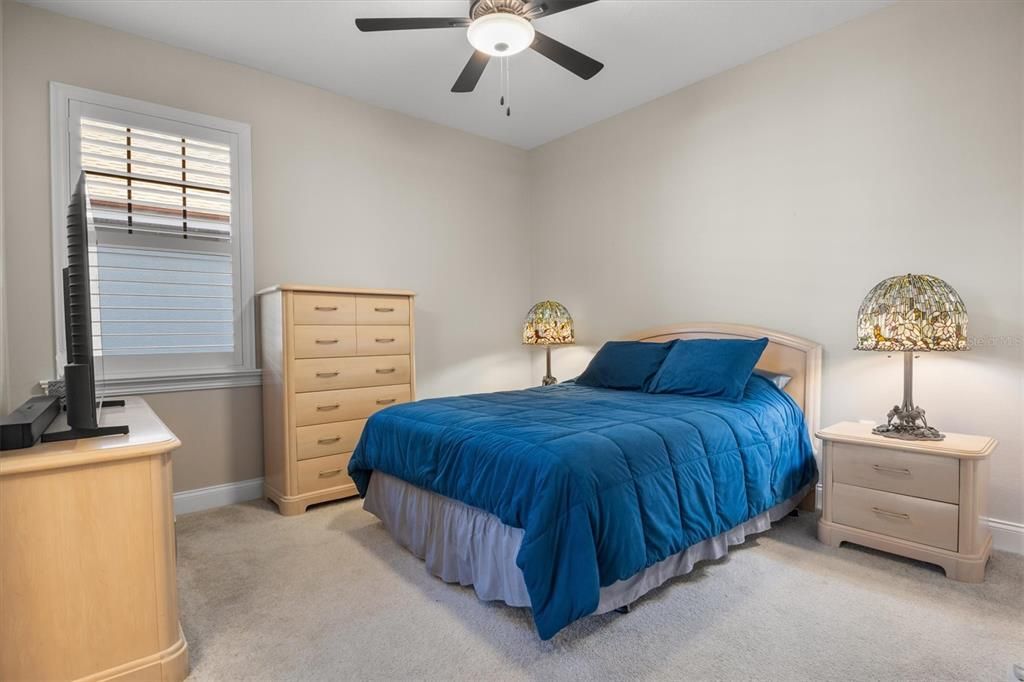 For Sale: $500,000 (3 beds, 2 baths, 2362 Square Feet)