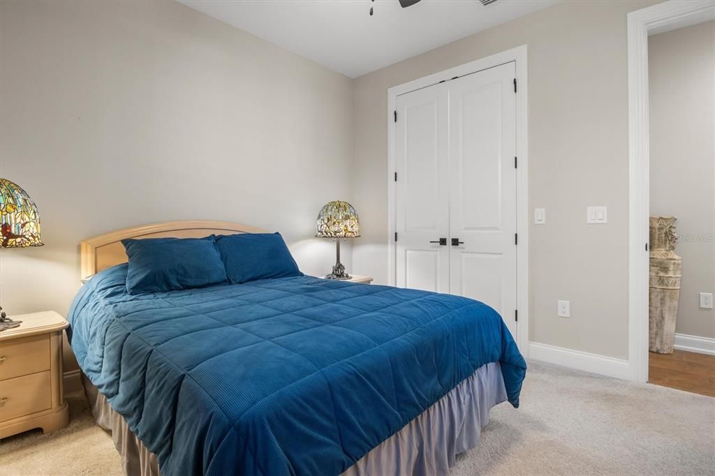 For Sale: $500,000 (3 beds, 2 baths, 2362 Square Feet)