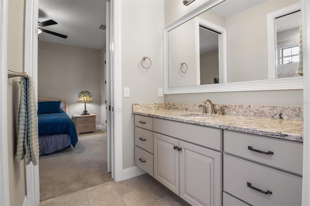 For Sale: $500,000 (3 beds, 2 baths, 2362 Square Feet)