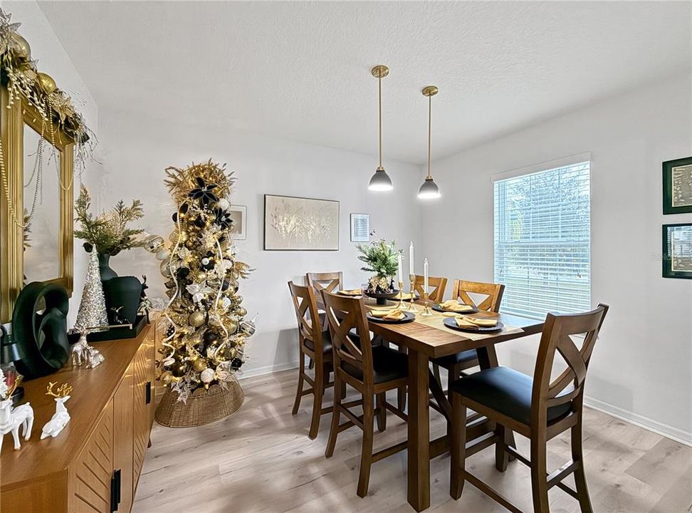 待售: $315,000 (3 贝兹, 2 浴室, 1576 平方英尺)