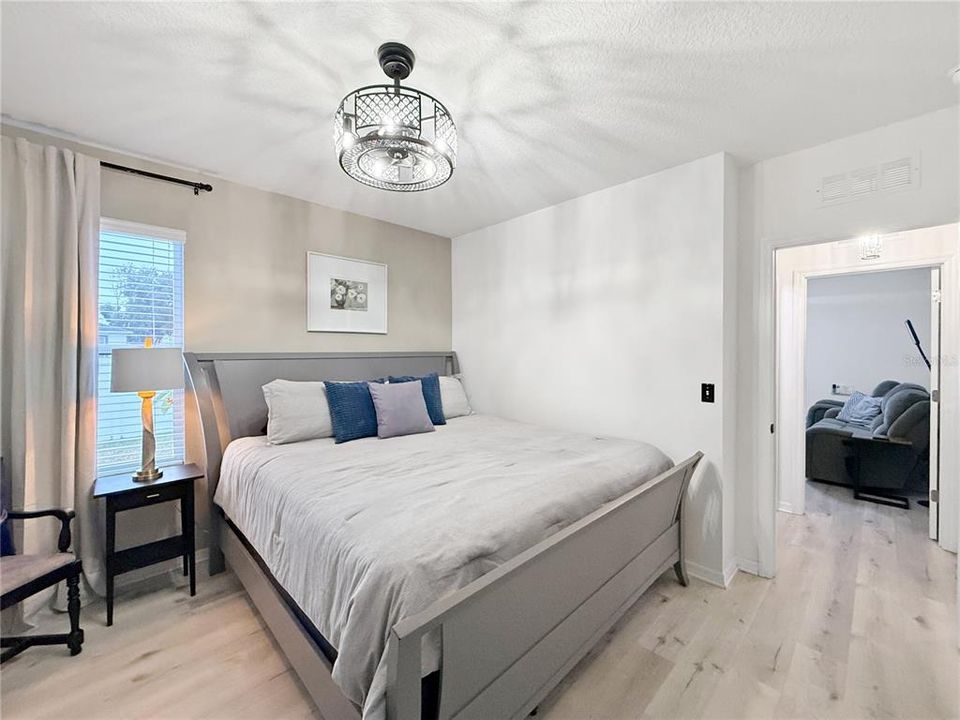 待售: $315,000 (3 贝兹, 2 浴室, 1576 平方英尺)